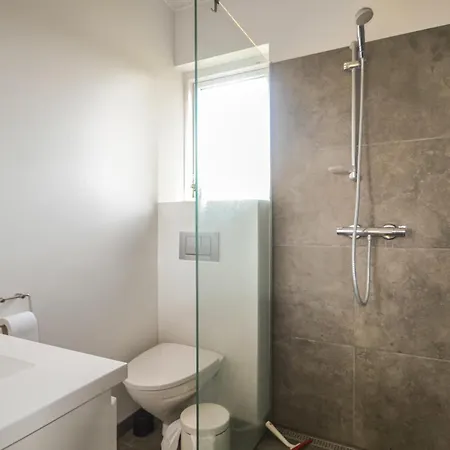 5 Bedroom Pet Friendly In Casa de Férias